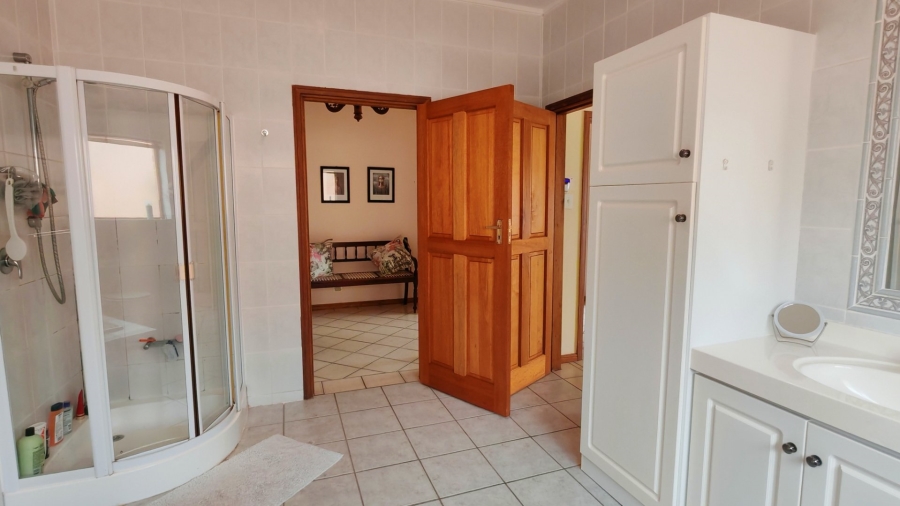 2 Bedroom Property for Sale in Reebok Western Cape